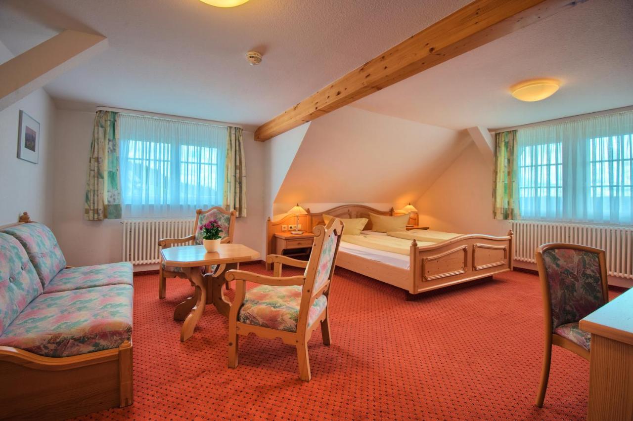 Jufa Hotel Schwarzwald Lenzkirch Zewnętrze zdjęcie