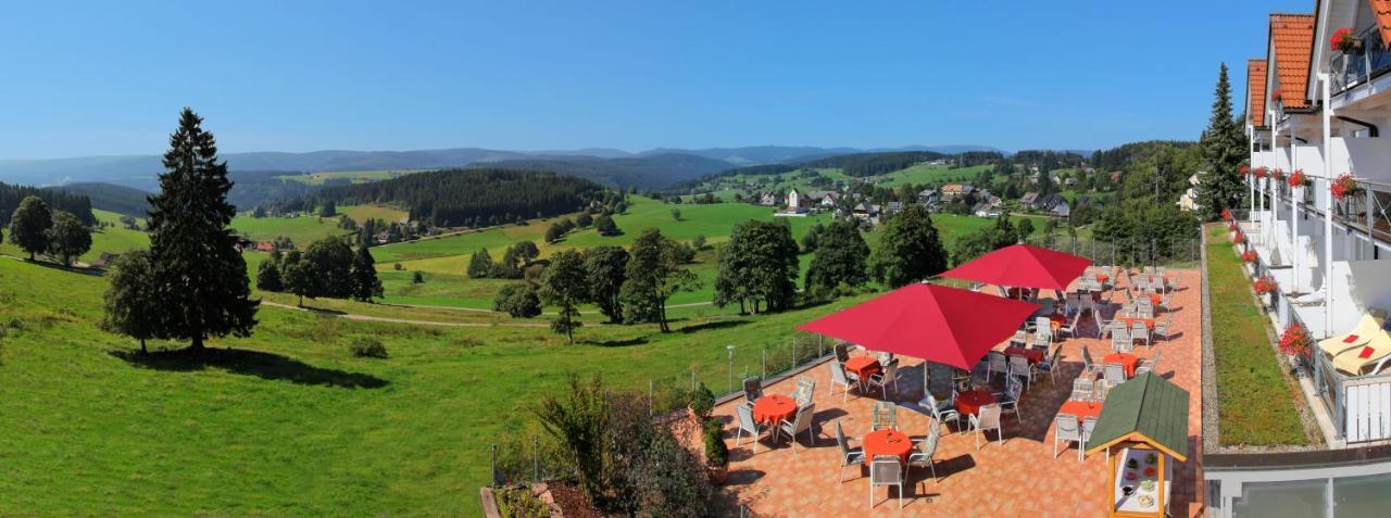 Jufa Hotel Schwarzwald Lenzkirch Zewnętrze zdjęcie