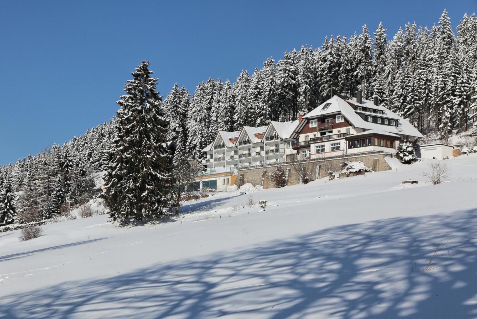 Jufa Hotel Schwarzwald Lenzkirch Zewnętrze zdjęcie